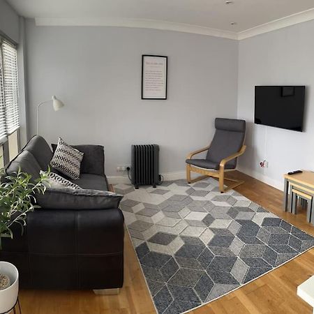 Tranquil Haven Retreat Apartment Lexden Ngoại thất bức ảnh